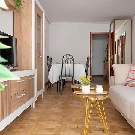 Apartamento Cerca De Centro Y Playas